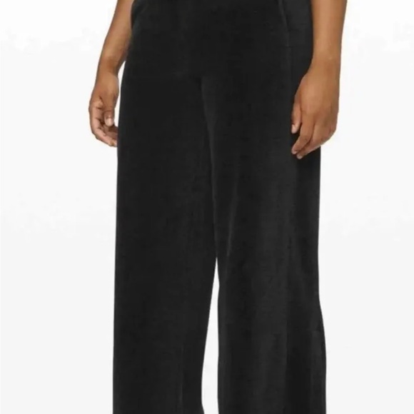 Lululemon Morning Restore Pant in Heathered Black - Picture 2 of 9